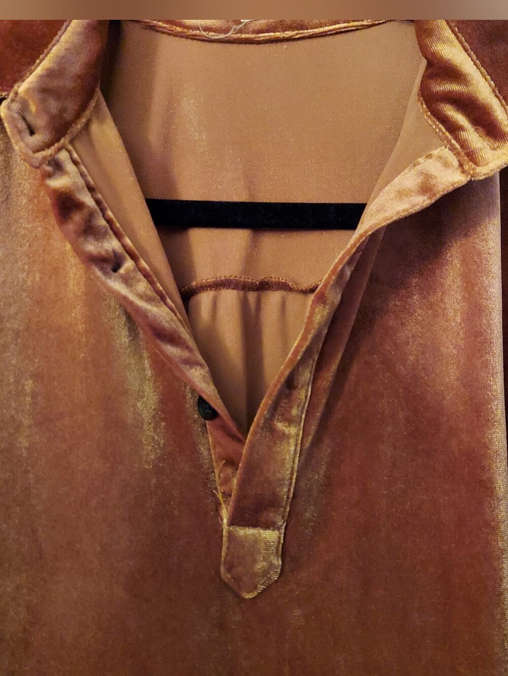 Velvet Long-Sleeve Shirt/dress Jacket in Bronze. Size Large, D-612